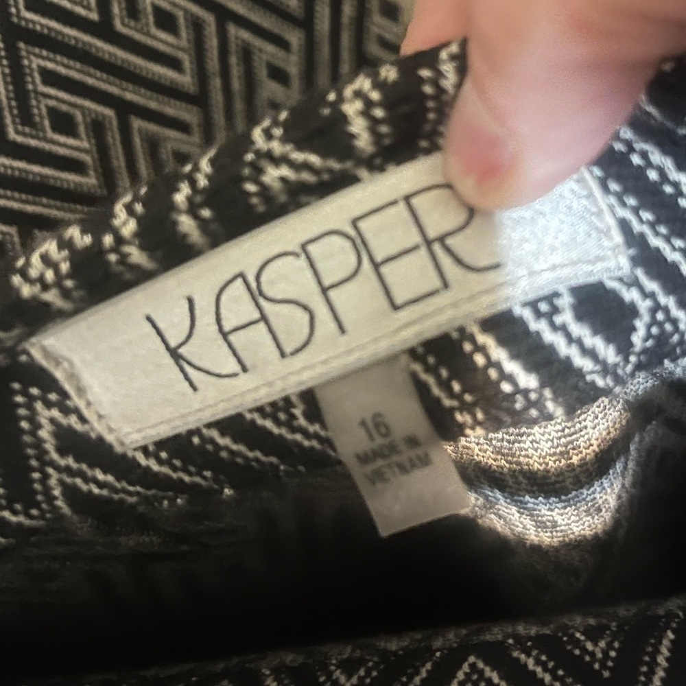 Kasper Black and White Geometric Midi Skirt size 16 with XL Jacket - Picture 5 of 7